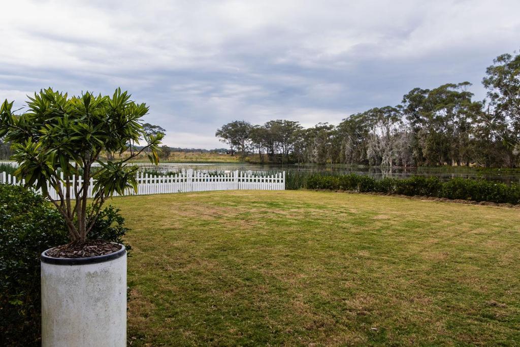 إميرالد بيتش Lake Russell Retreat المظهر الخارجي الصورة